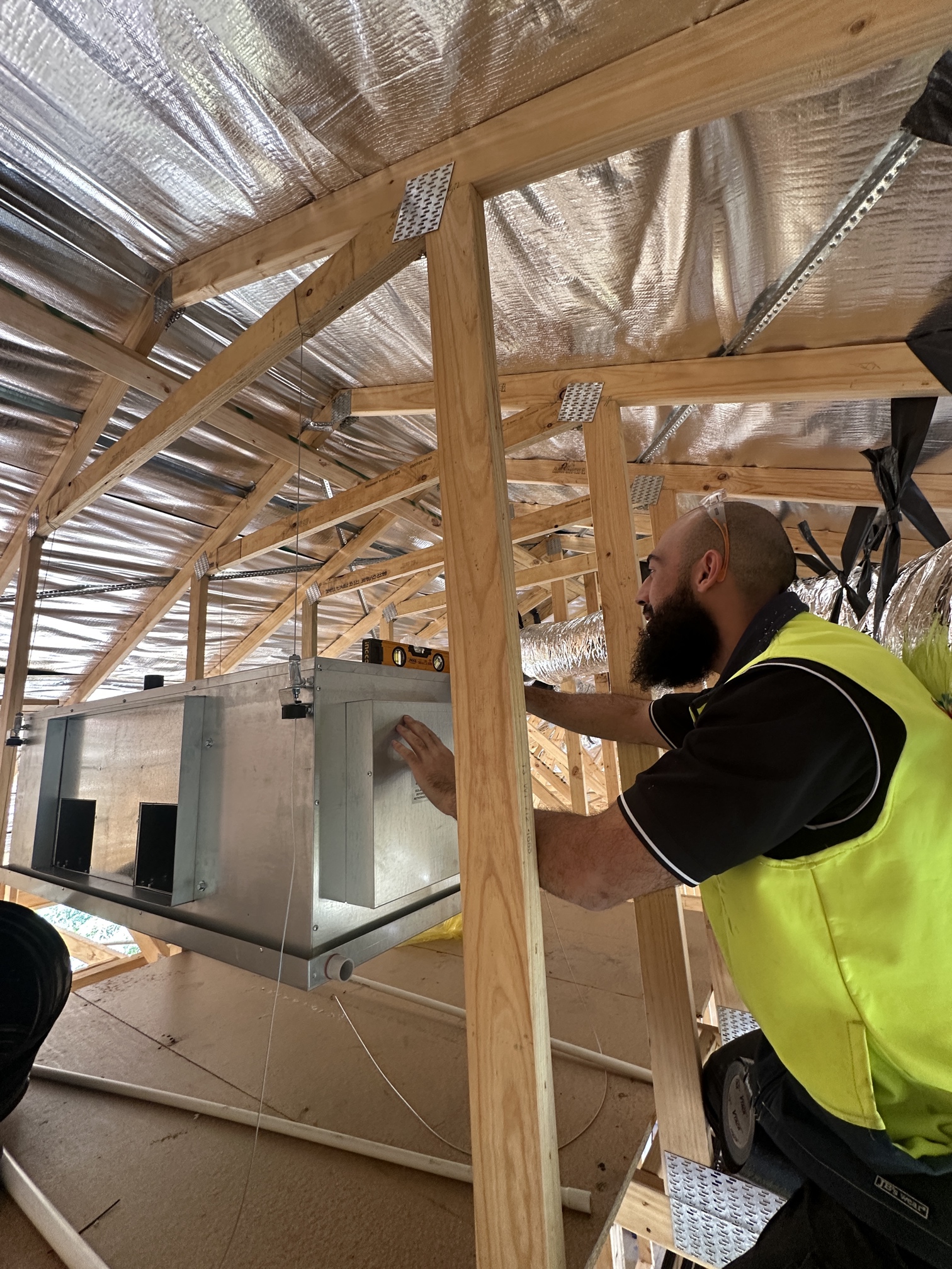 Past Project (Volume 1)-reverse cycle ducted heating and cooling system